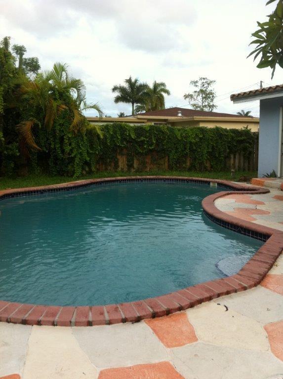 MARCH ESTATES - Residential
