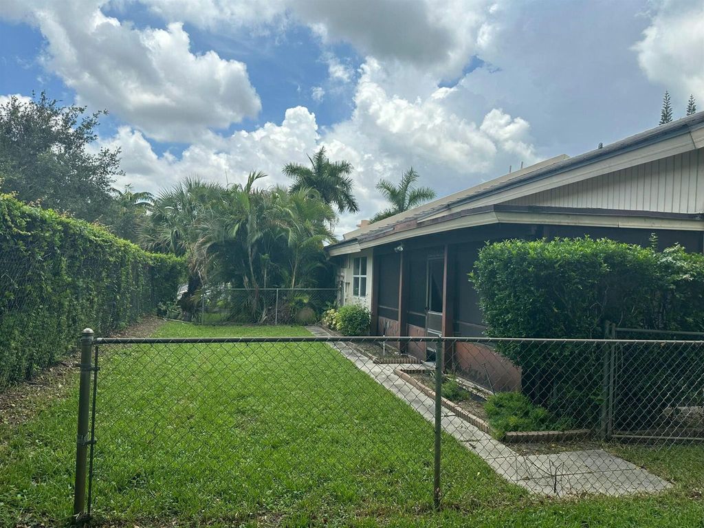 Photo of 10659 La Placida Drive, Coral Springs, FL 33065 (MLS # R11052743)