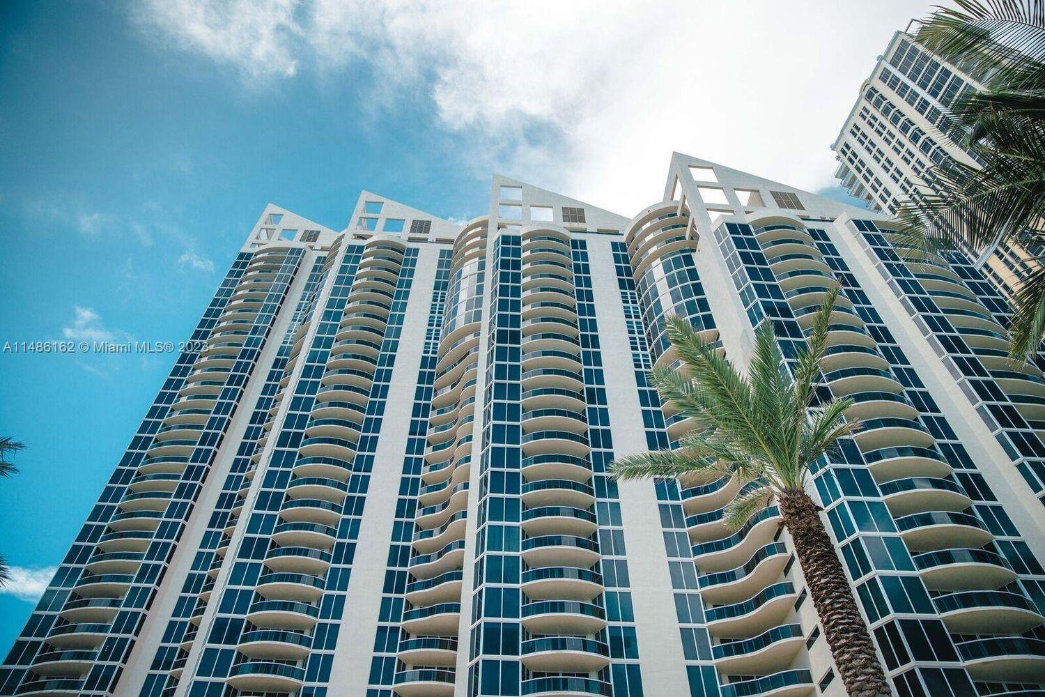 17555 Collins Avenue 1805