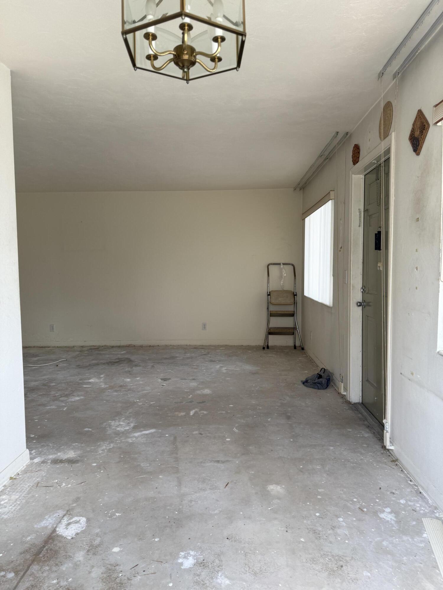 3040 Lake Osborne Drive 111