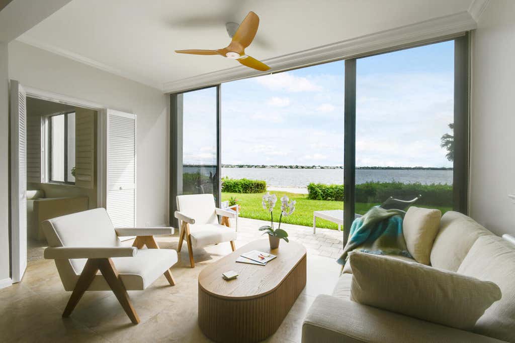 Photo of 2570 NW Seagrass Drive #3a, Palm City, FL 34990 (MLS # B26040781)