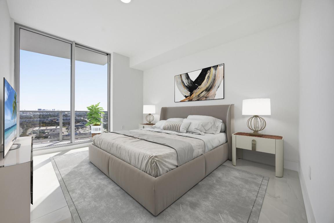 NAUTILUS 220 CONDOMINIUM - Residential