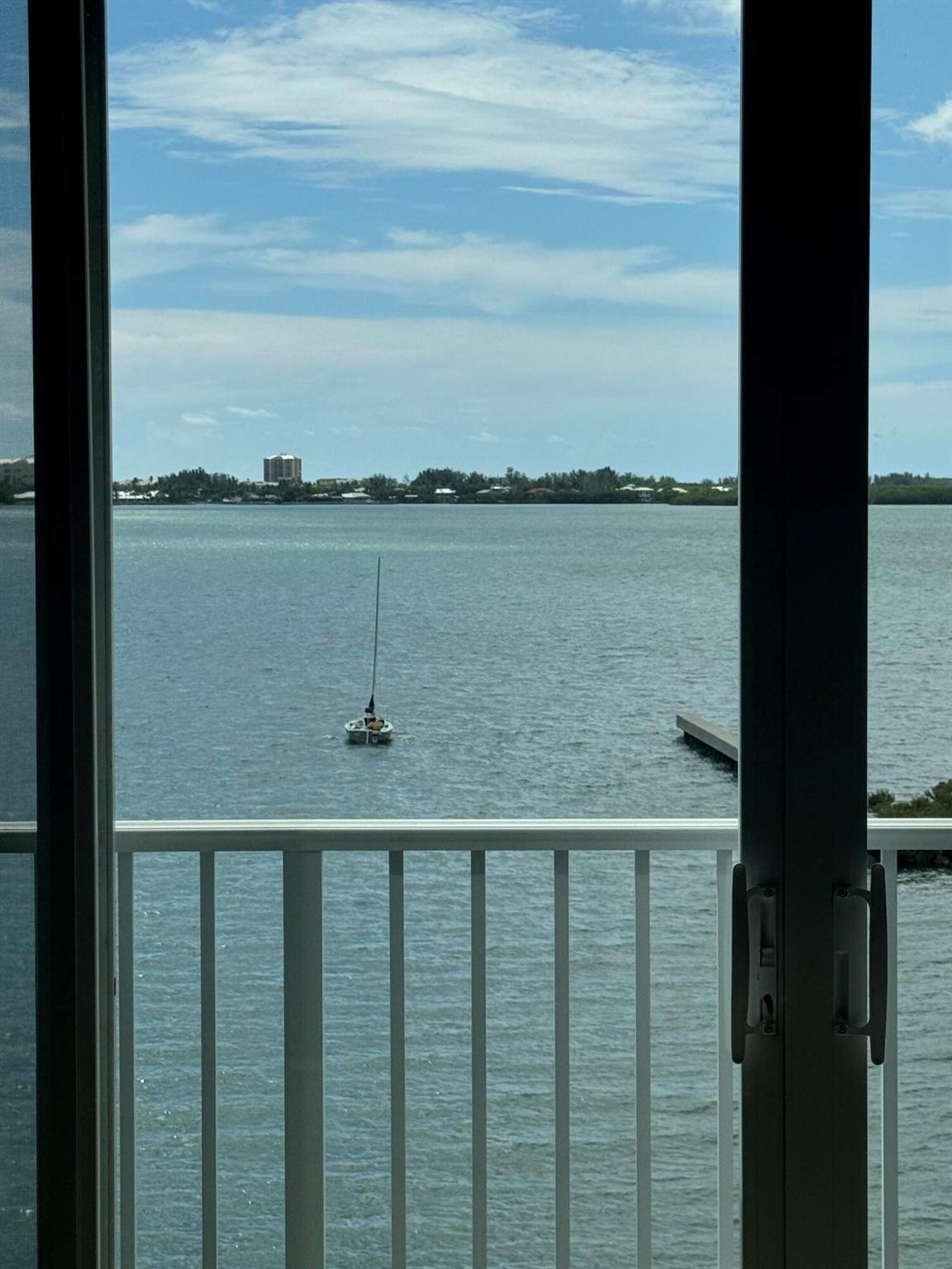 4 E Harbour Isle Ph Drive Ph06