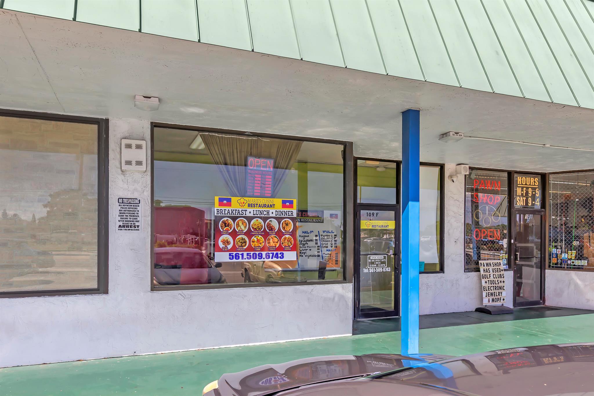 Main image without alt text