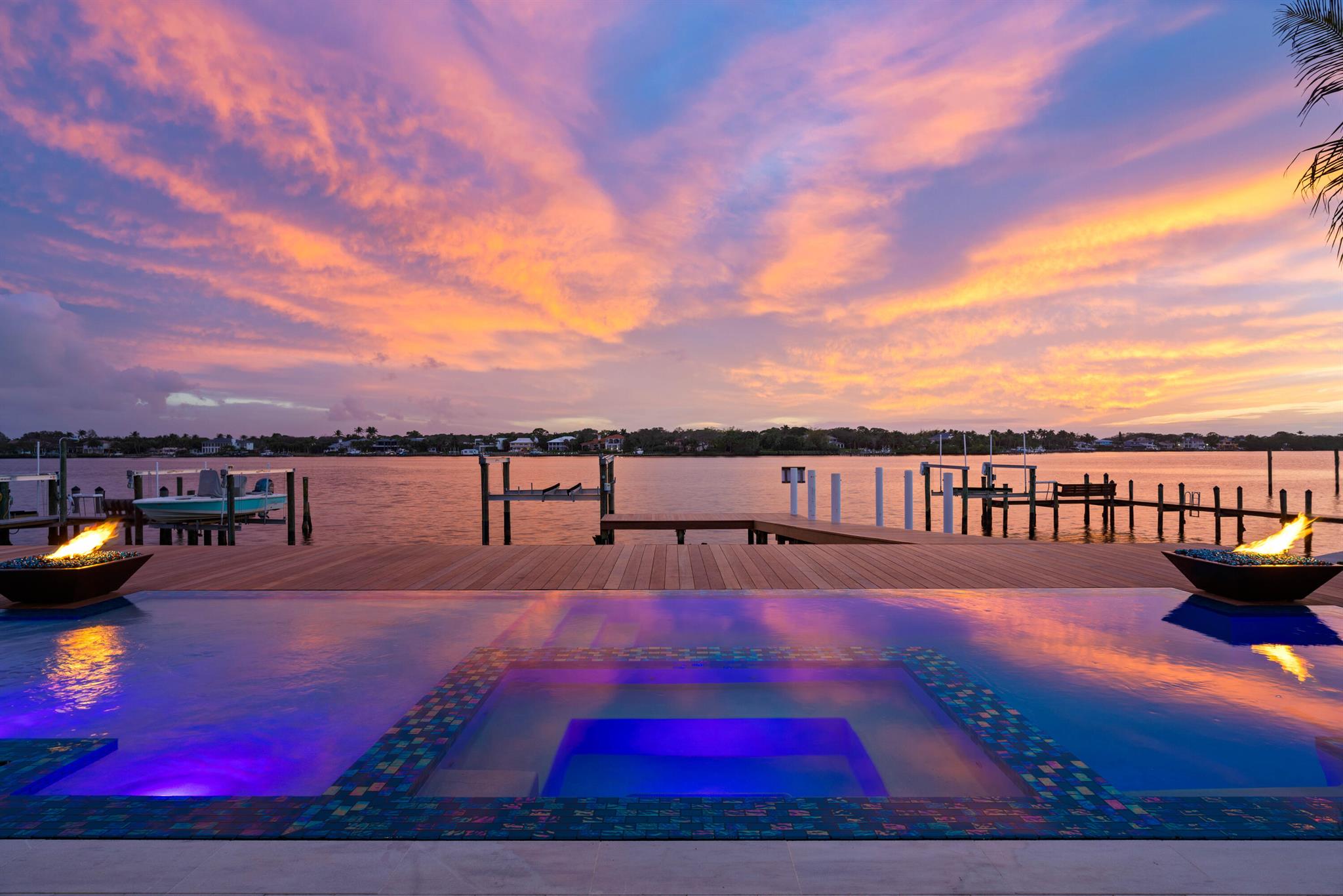 TEQUESTA - Residential