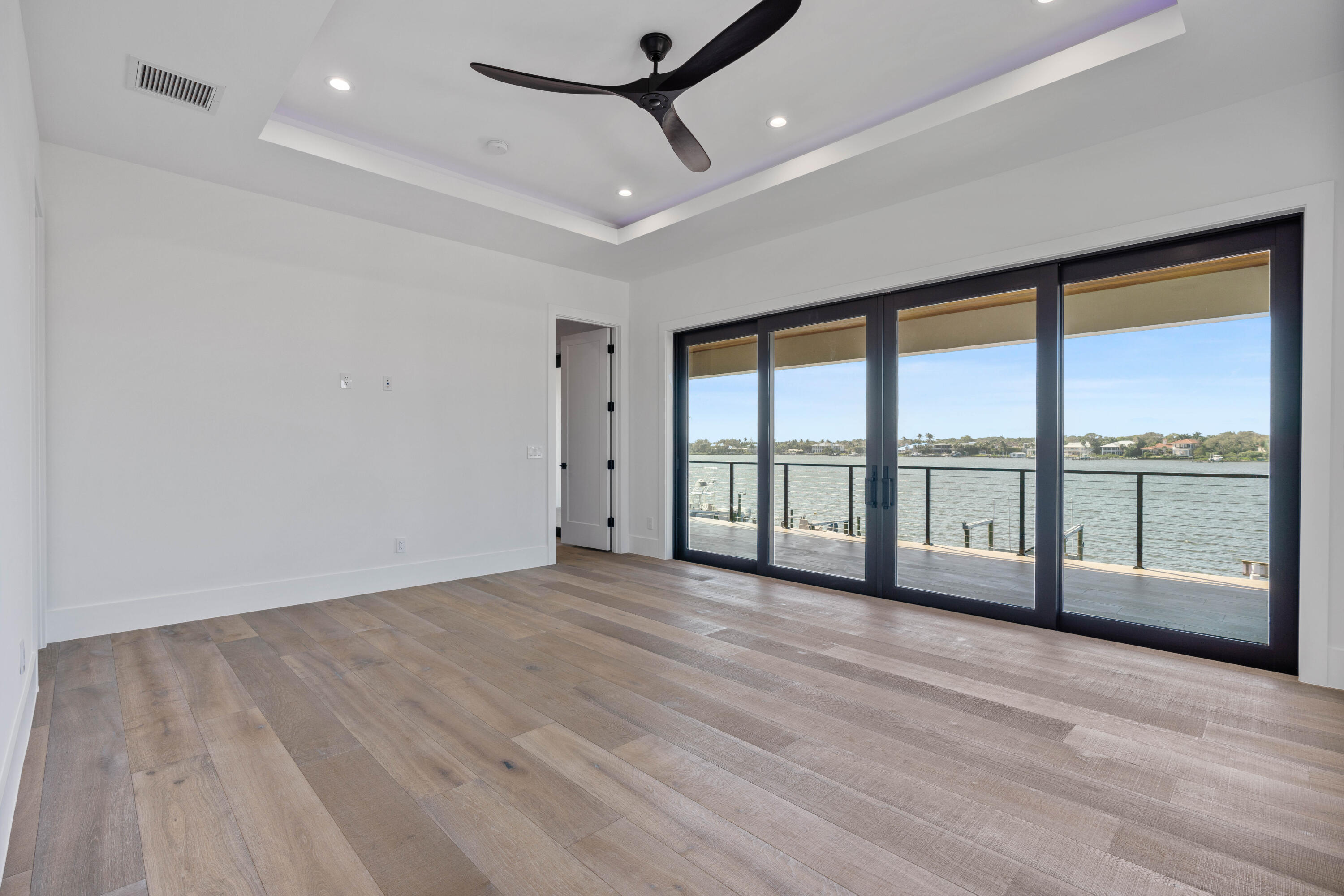 TEQUESTA - Residential