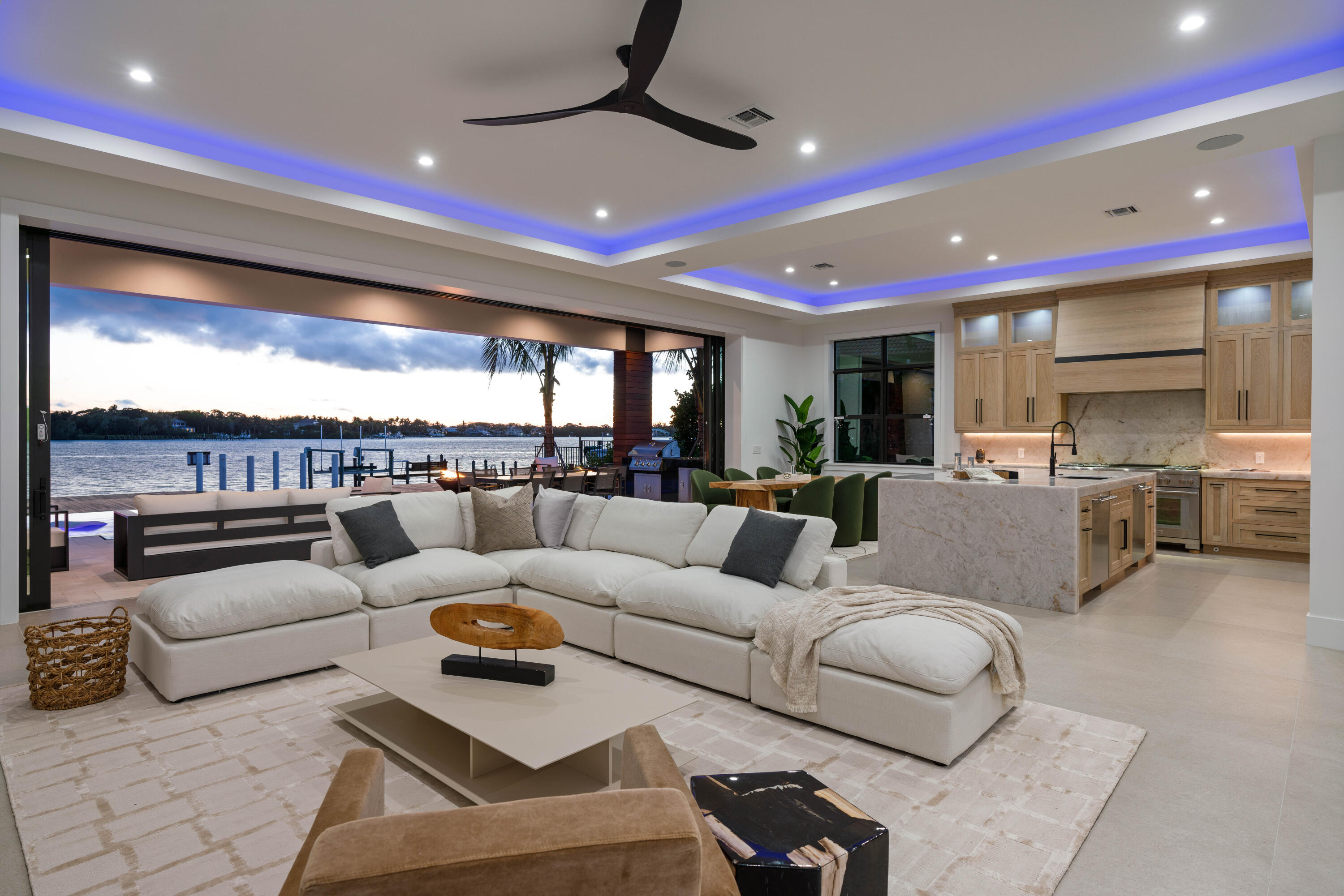 TEQUESTA - Residential