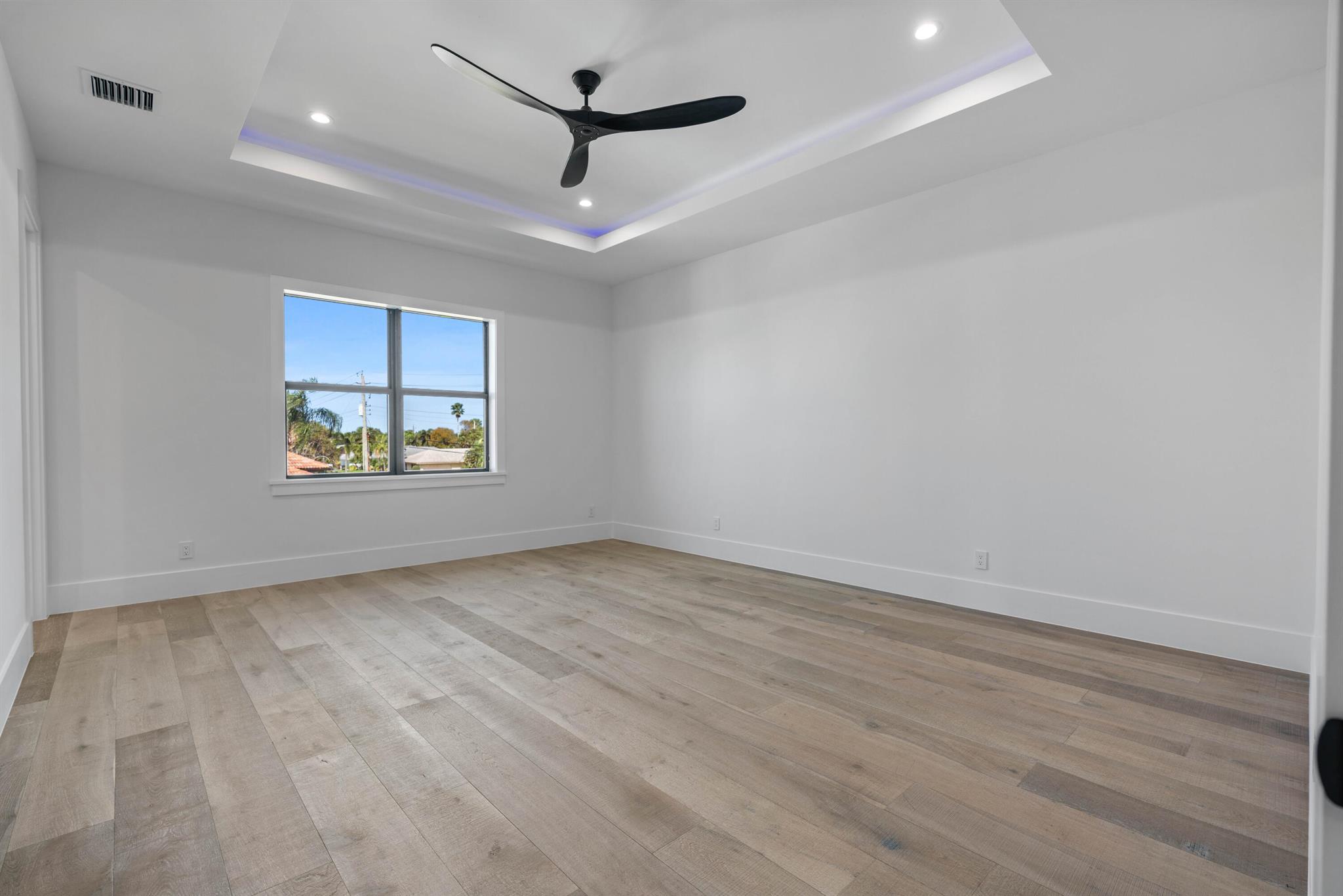 TEQUESTA - Residential