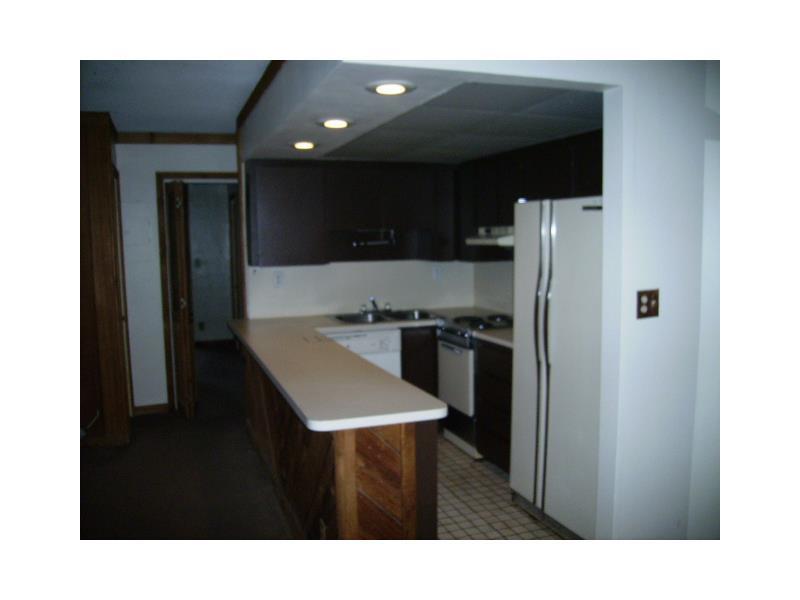 THREE RIVERS EAST CONDO - Residential Lease