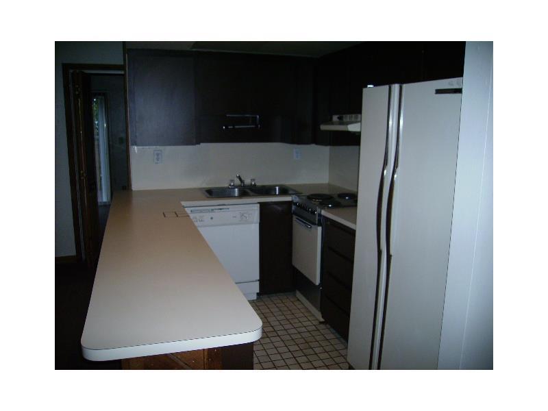 THREE RIVERS EAST CONDO - Residential Lease
