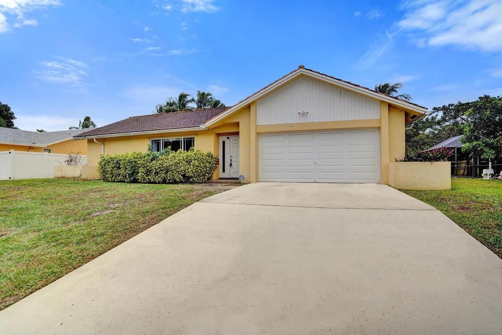 Photo of 1236 NW 15th Street, Boca Raton, FL 33486 (MLS # R11156853)