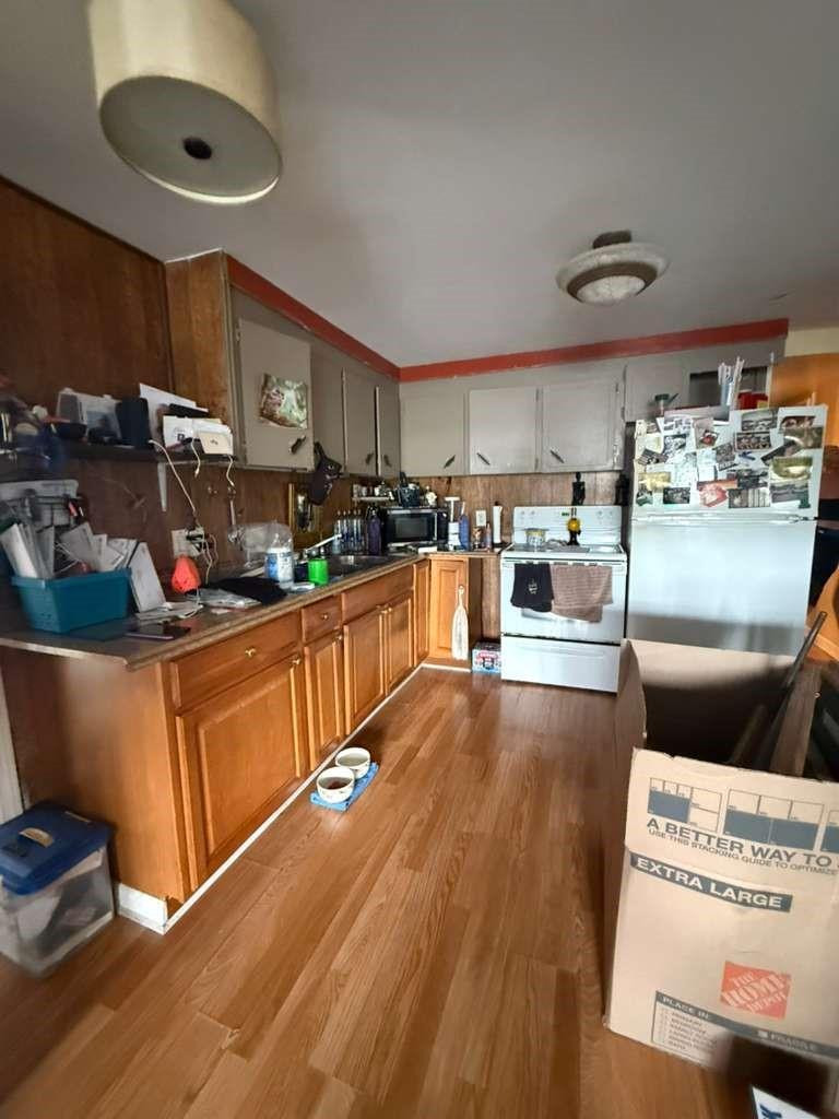 EVERGLADES LAKEs - Residential