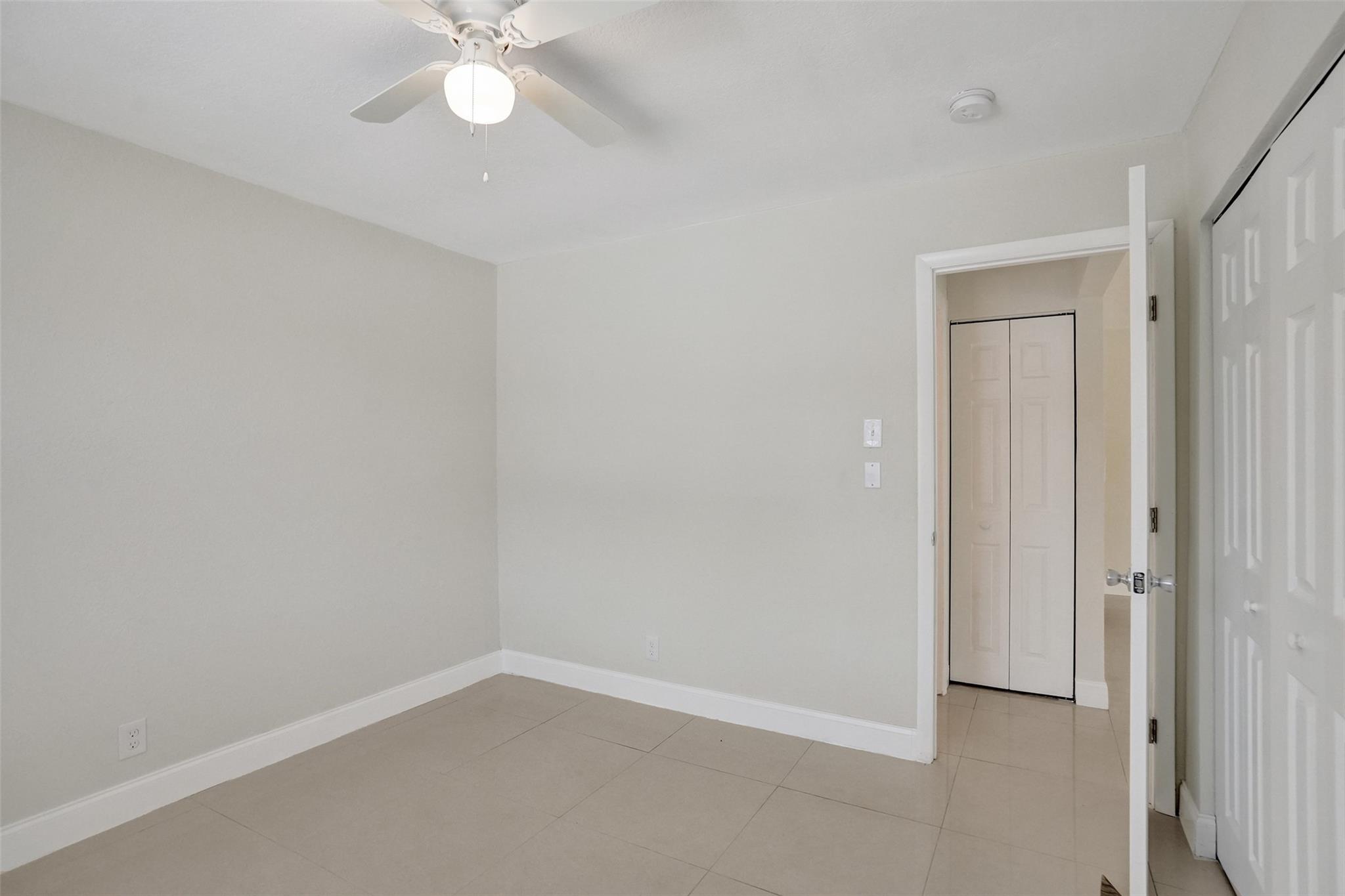2880 NW 14th St