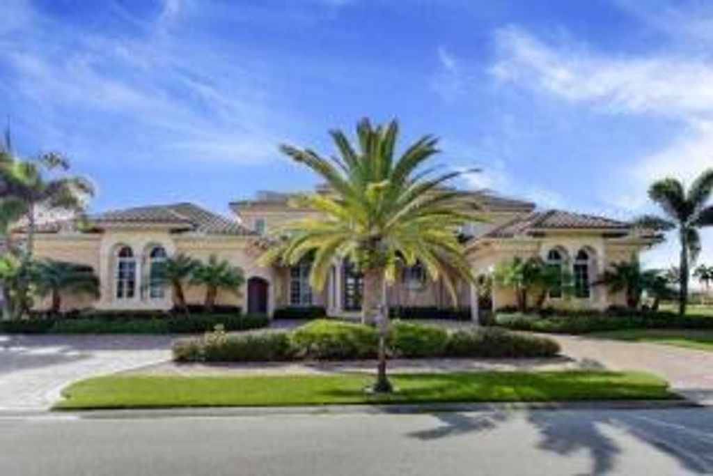 Photo of 108 SE Mira Lavella, Port St Lucie, FL 34984 (MLS # R10888431)