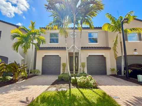 Property photo of 4630 mediterranean circle, palm beach gardens, FL 33418