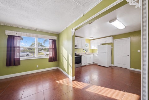Tiny photo for 130 NE 21ST Court, Pompano Beach, FL 33060 (MLS # B26071015)