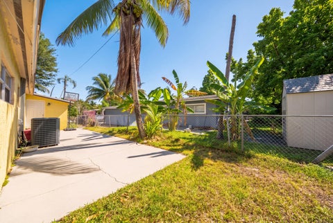 Tiny photo for 130 NE 21ST Court, Pompano Beach, FL 33060 (MLS # B26071015)