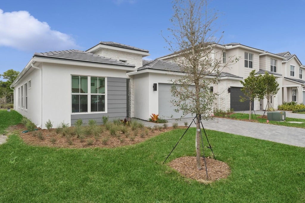 Photo of 6746 SE Lost Pne Drive #18, Stuart, FL 34997 (MLS # R11031405)