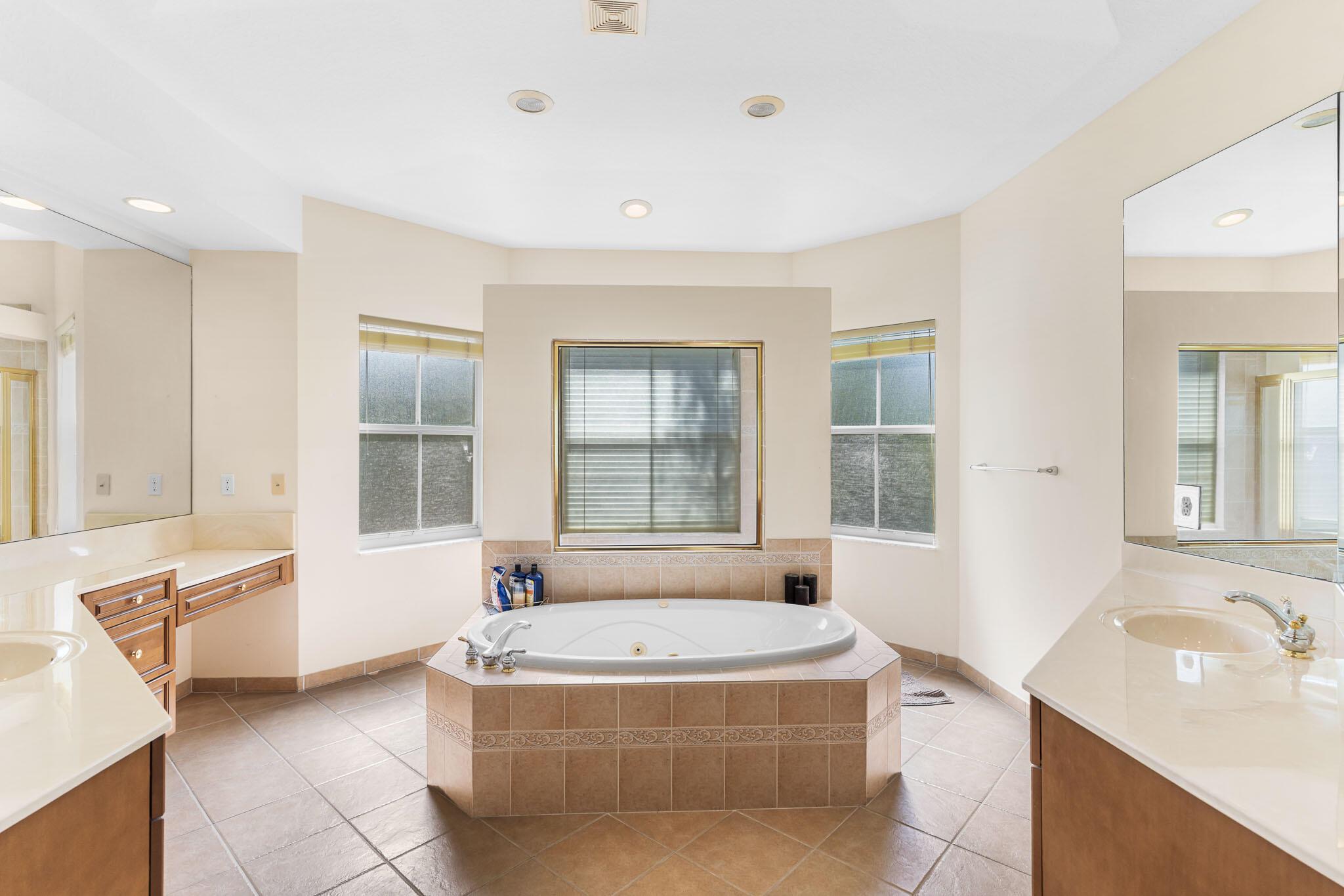 OLYMPIA 2 - Residential