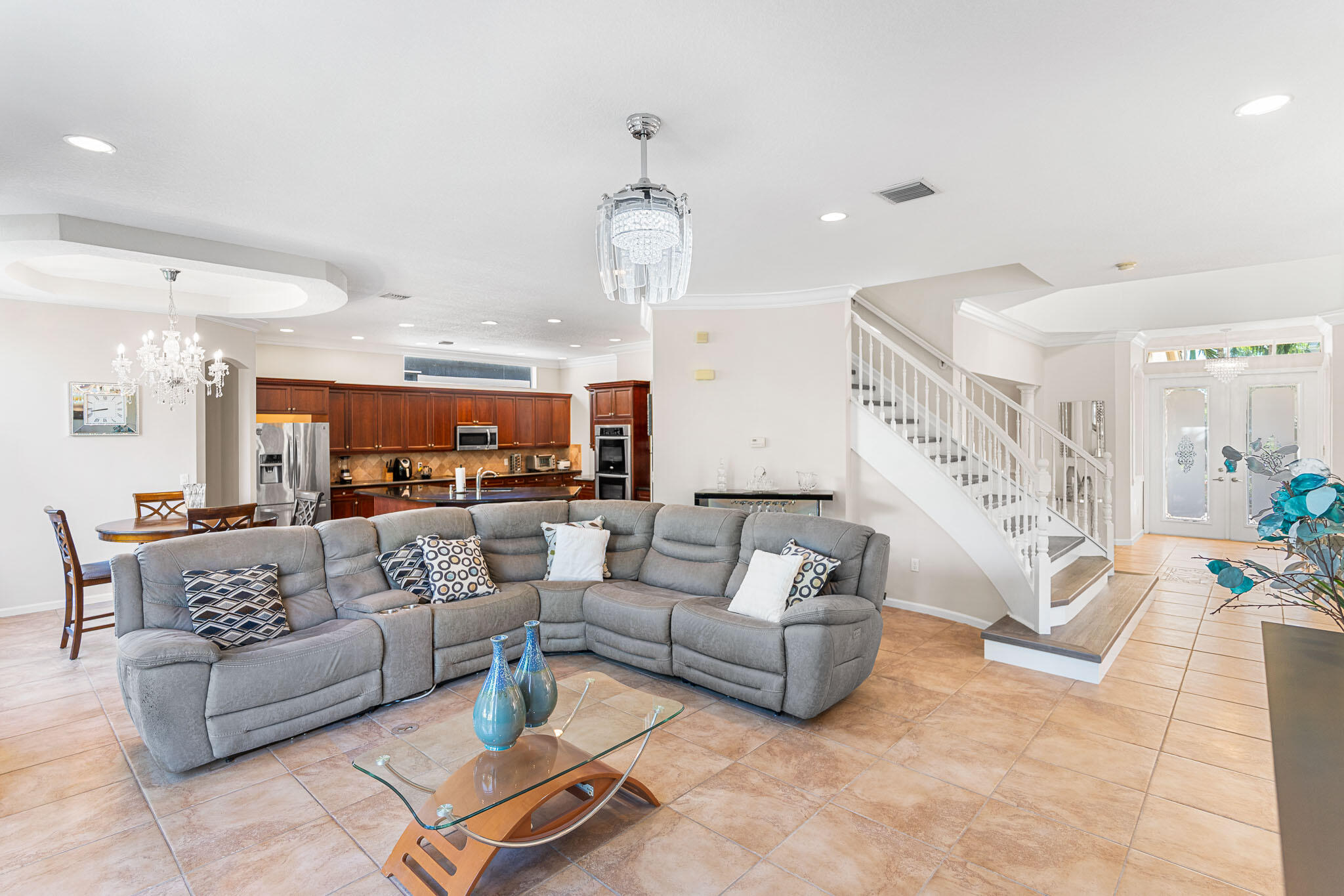 OLYMPIA 2 - Residential