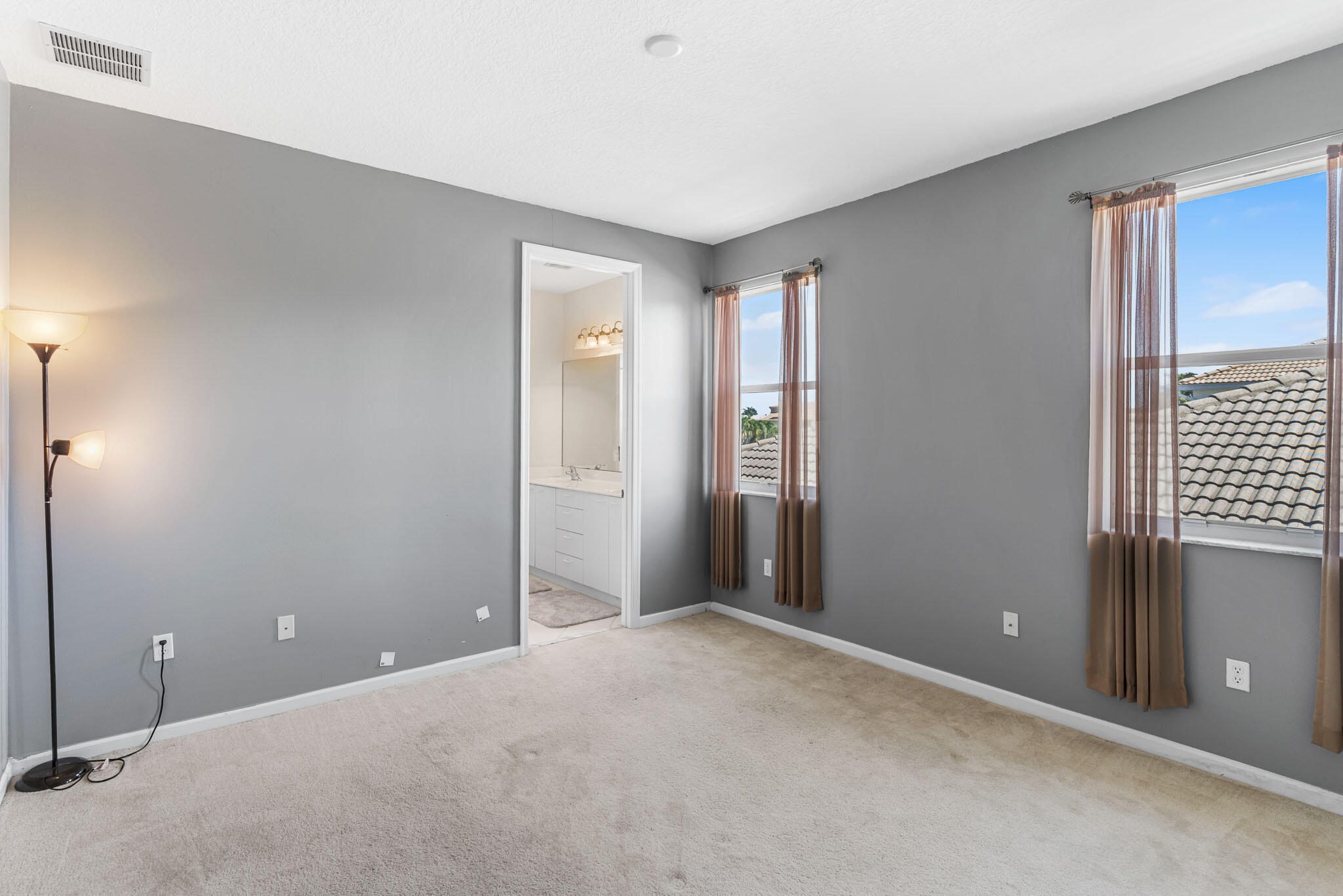 OLYMPIA 2 - Residential