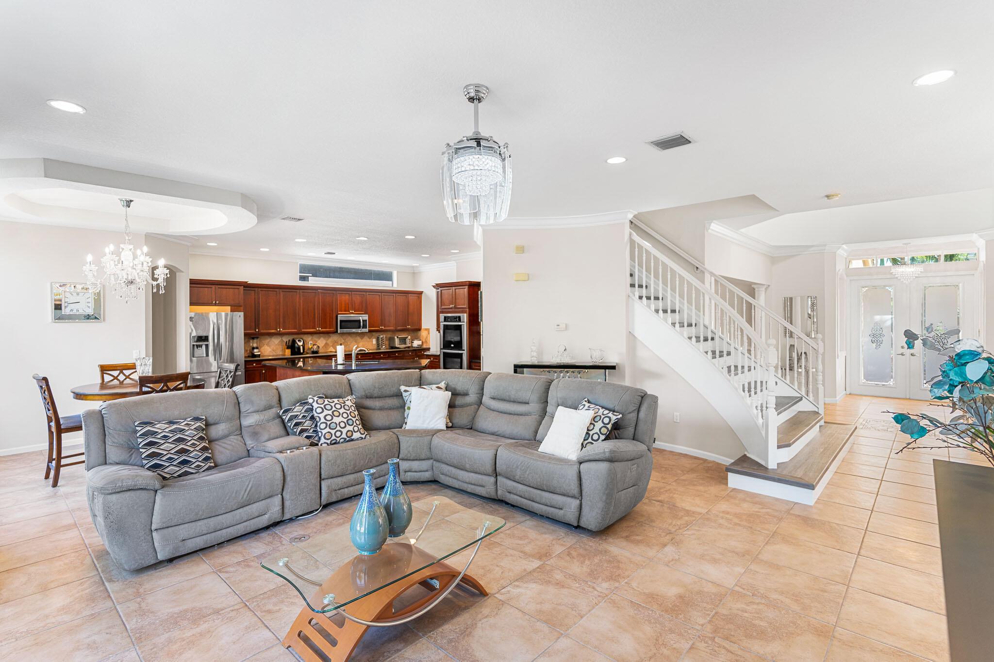 OLYMPIA 2 - Residential