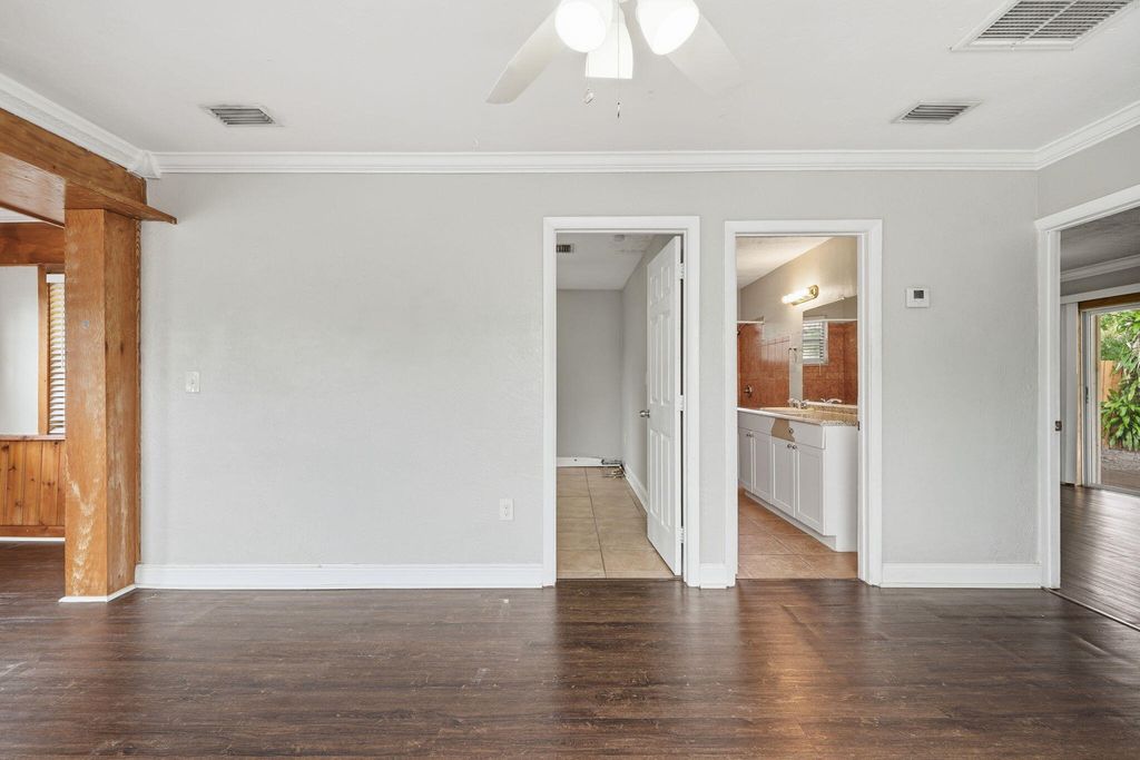 Photo of 2530 Adams Street, Hollywood, FL 33020 (MLS # B26055883)