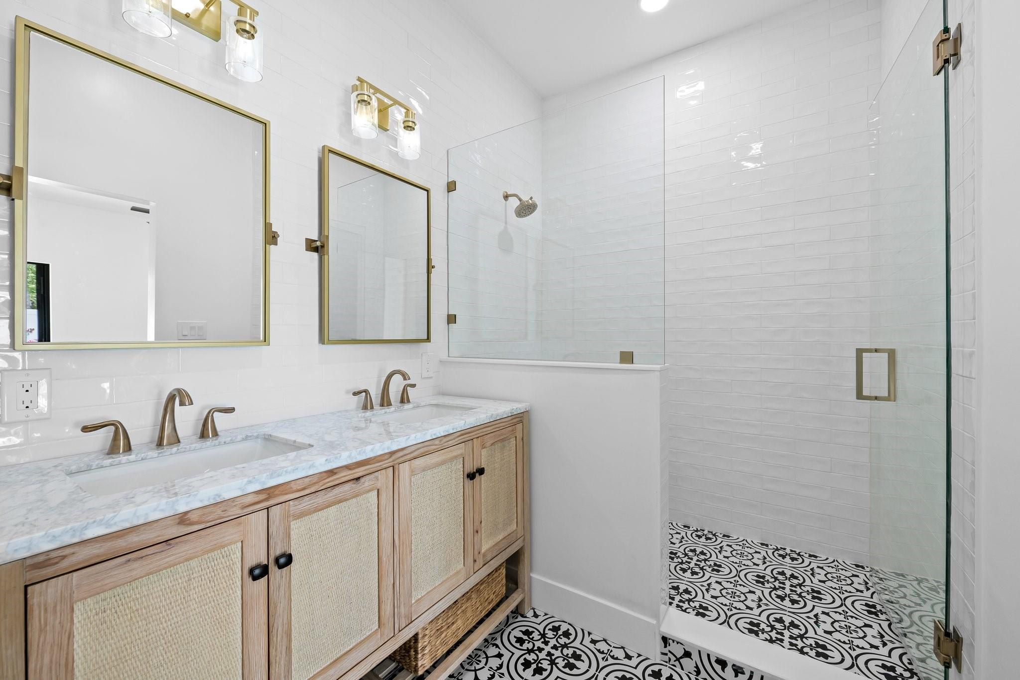 Shady Banks - Residential