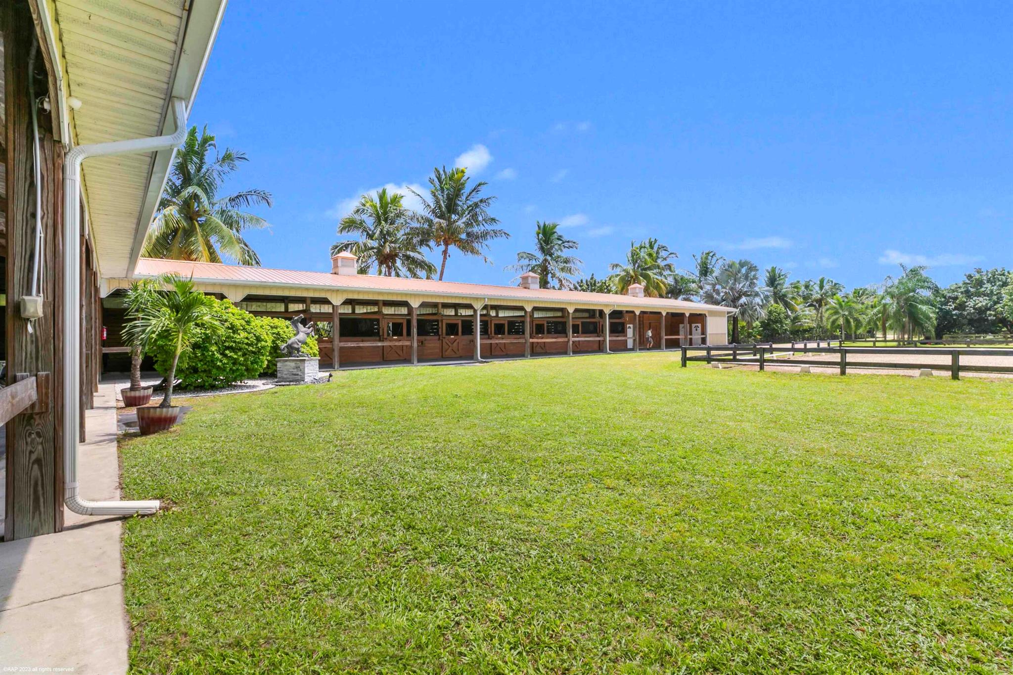 13-44-40~ W 344.38 FT OF - Residential