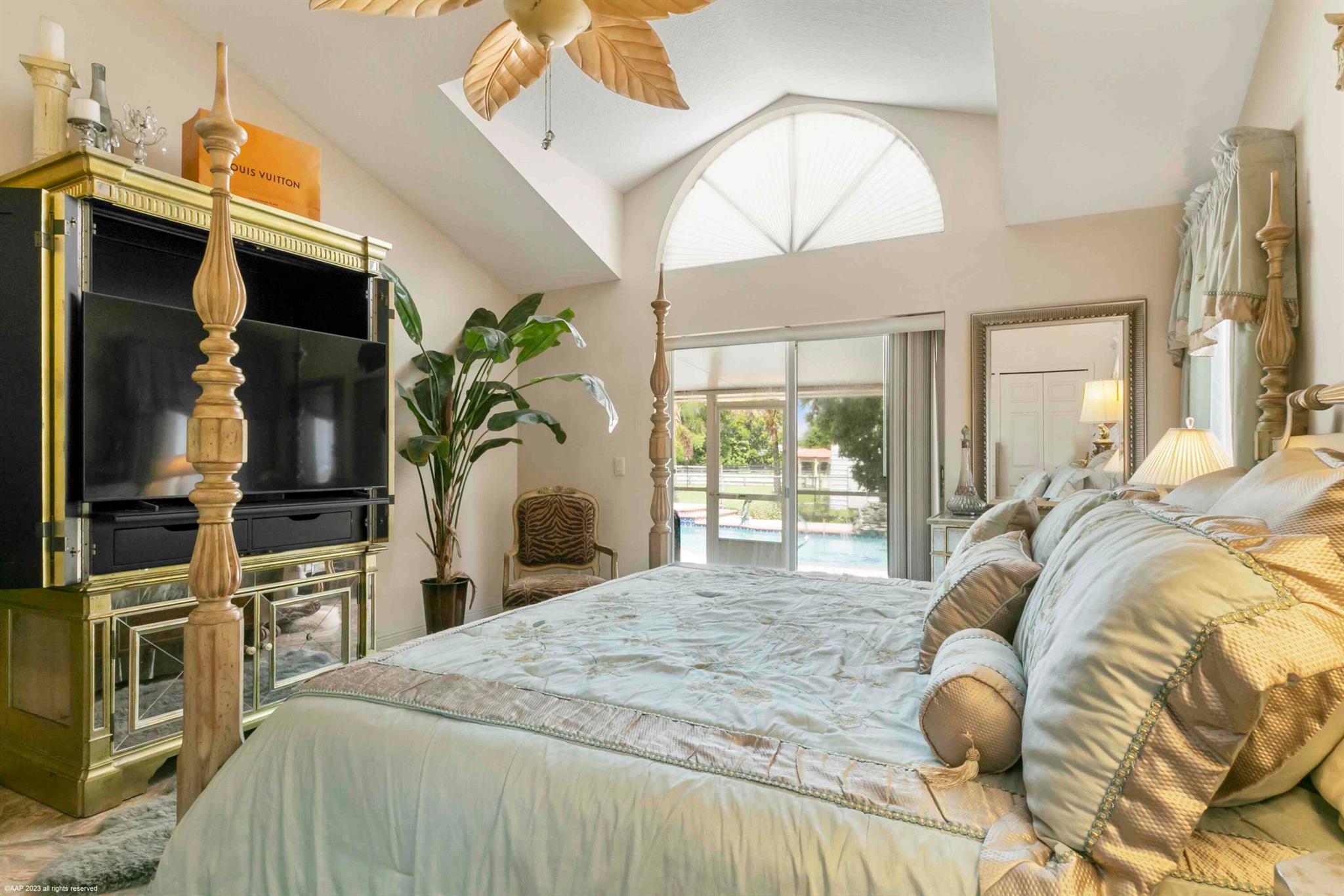 13-44-40~ W 344.38 FT OF - Residential