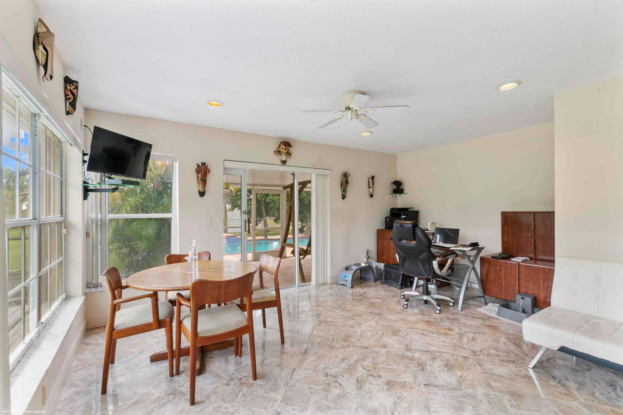 13-44-40~ W 344.38 FT OF - Residential