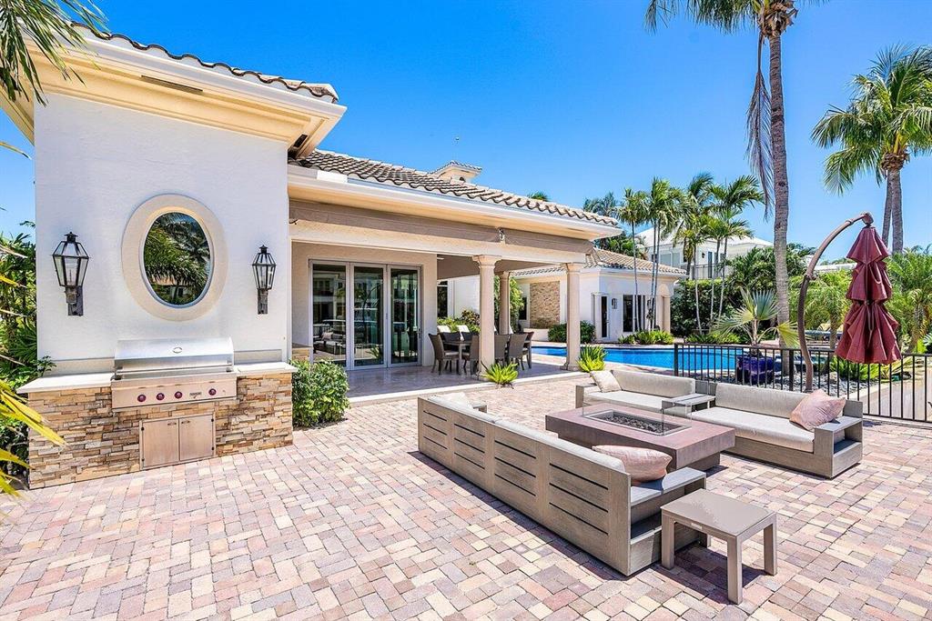 ROYAL PALM YACHT & COUNTRY CLUB - Residential