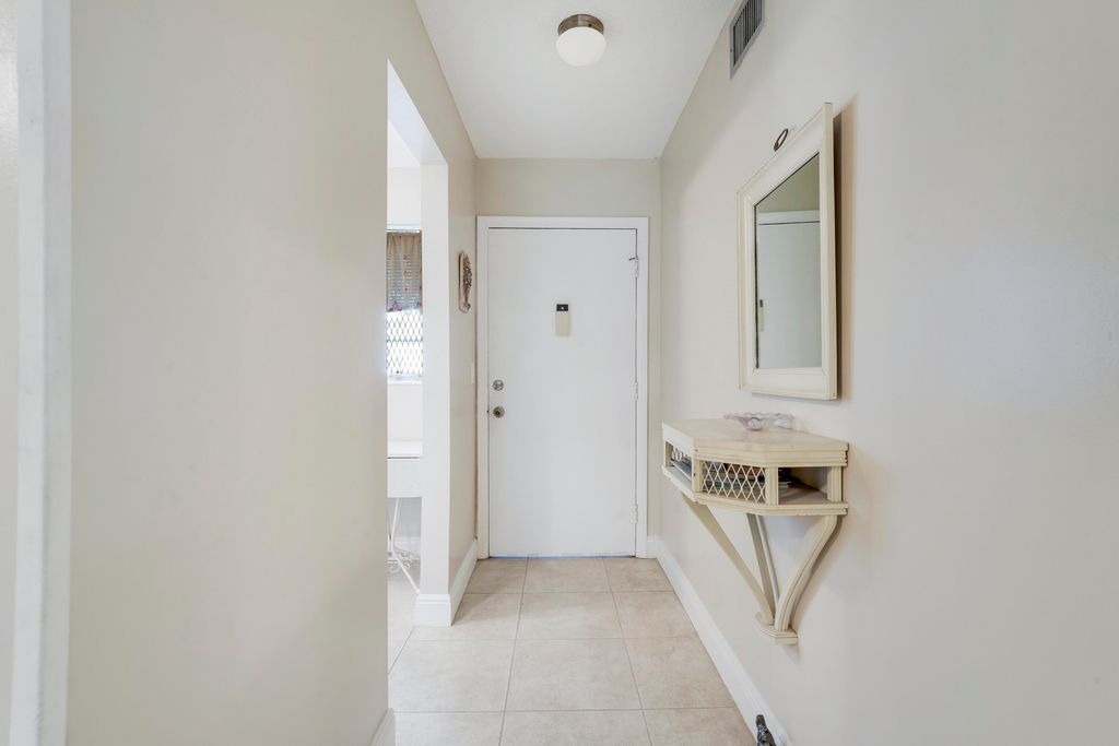 Photo of 2223 NE 1st Court #105, Boynton Beach, FL 33435 (MLS # R11083935)