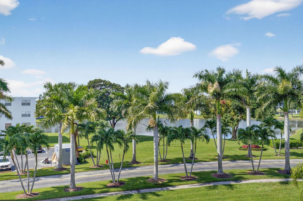 Photo of 4054 Rexford C, Boca Raton, FL 33434 (MLS # R11134370)