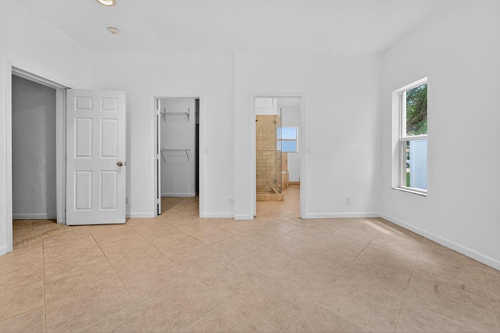 Del Raton Park - Residential Lease