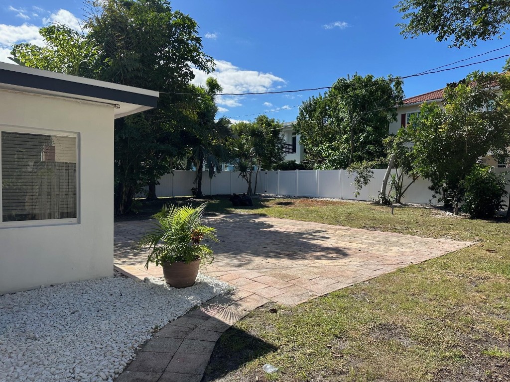 Tropic Isle - Residential Lease