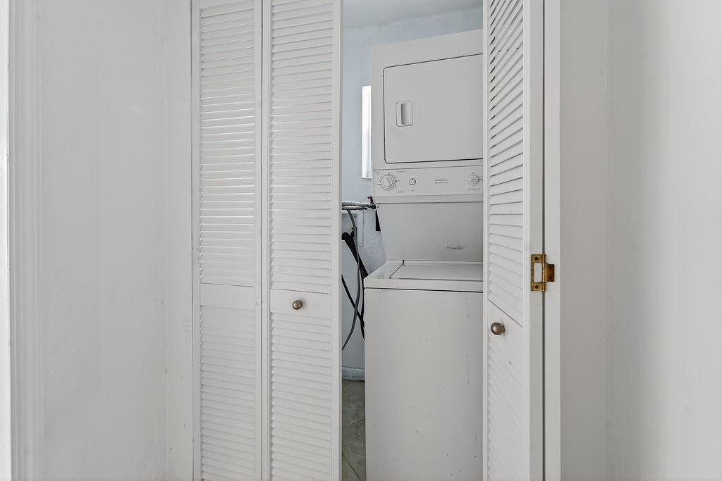 Tropic Isle - Residential Lease