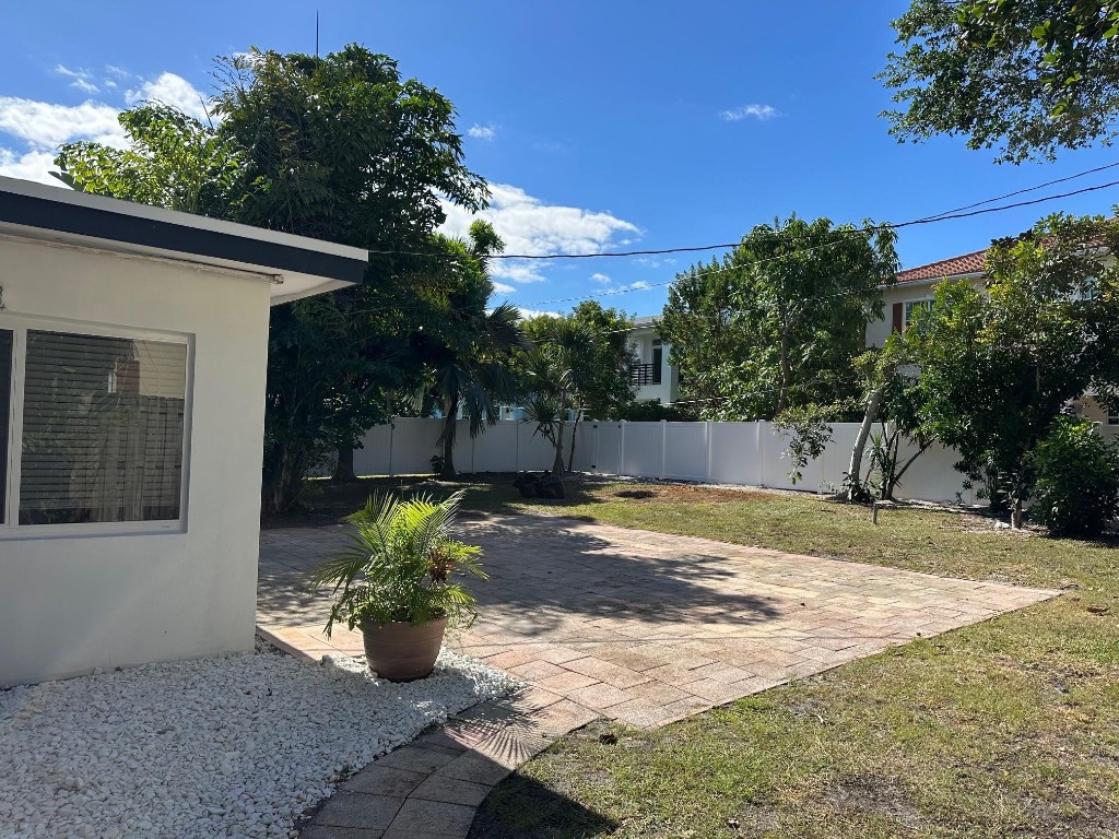 Tropic Isle - Residential Lease