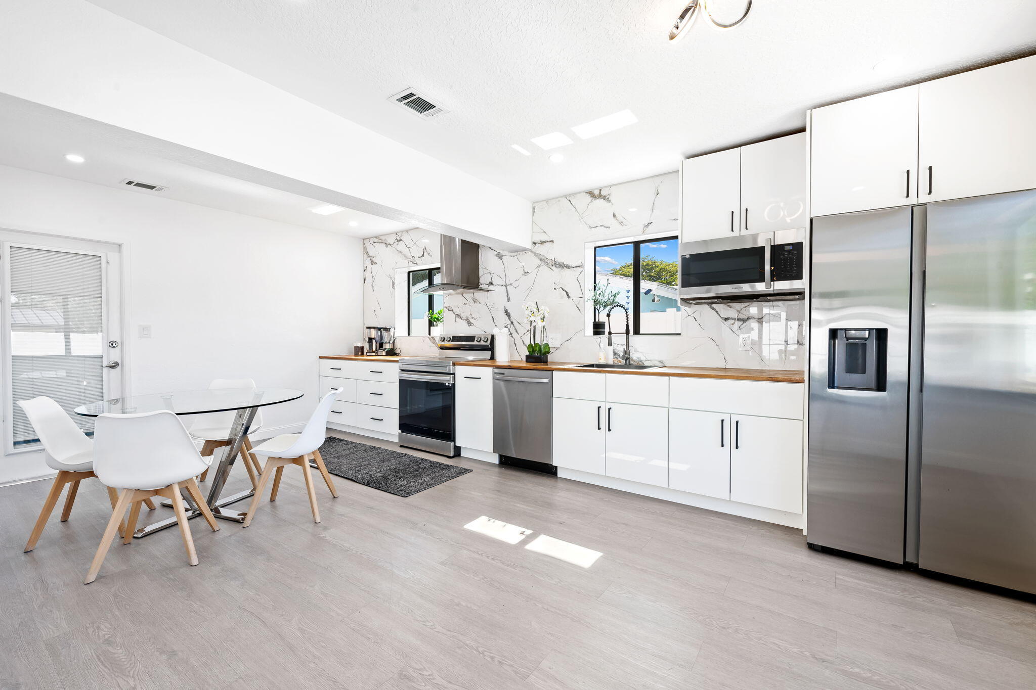 Bel Air - Residential