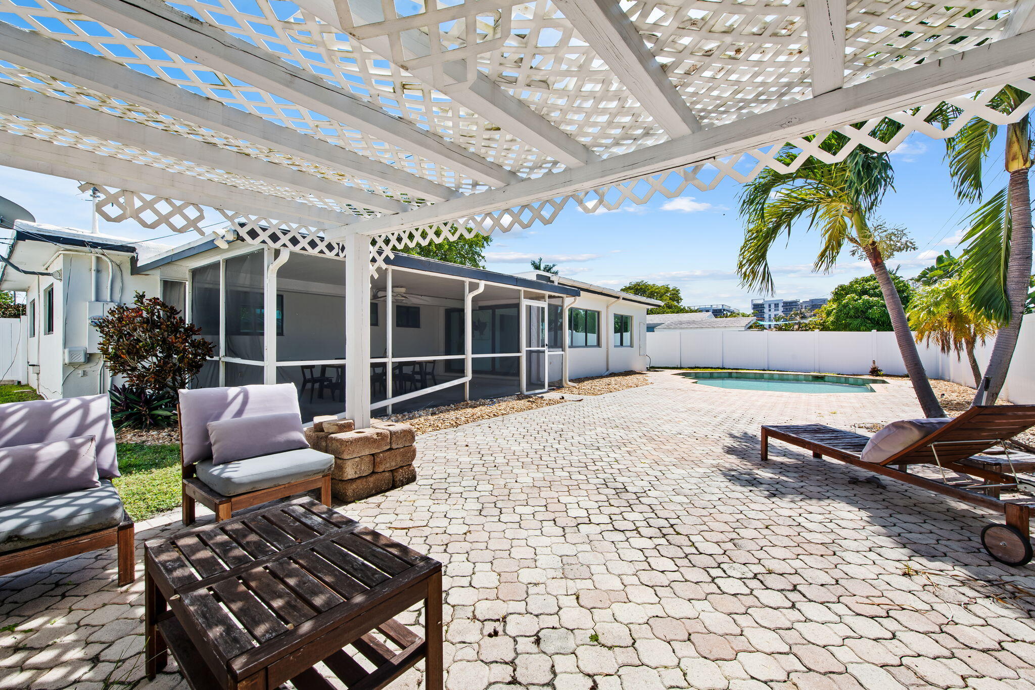 Bel Air - Residential