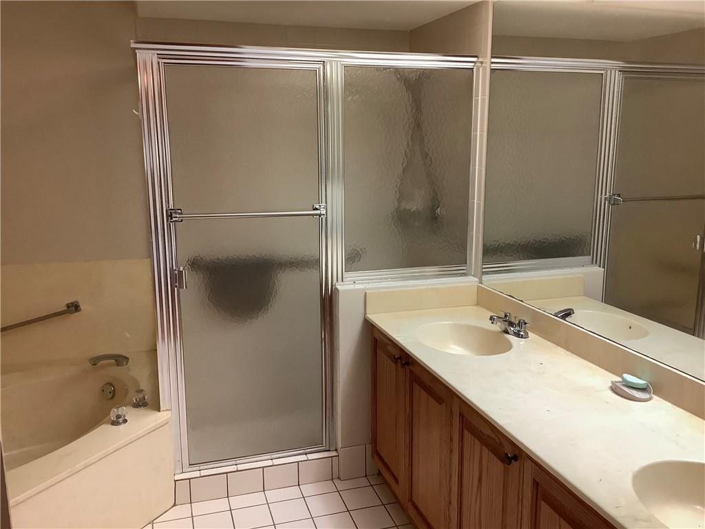 Pine Ridge At Delray Beac - Residential Lease