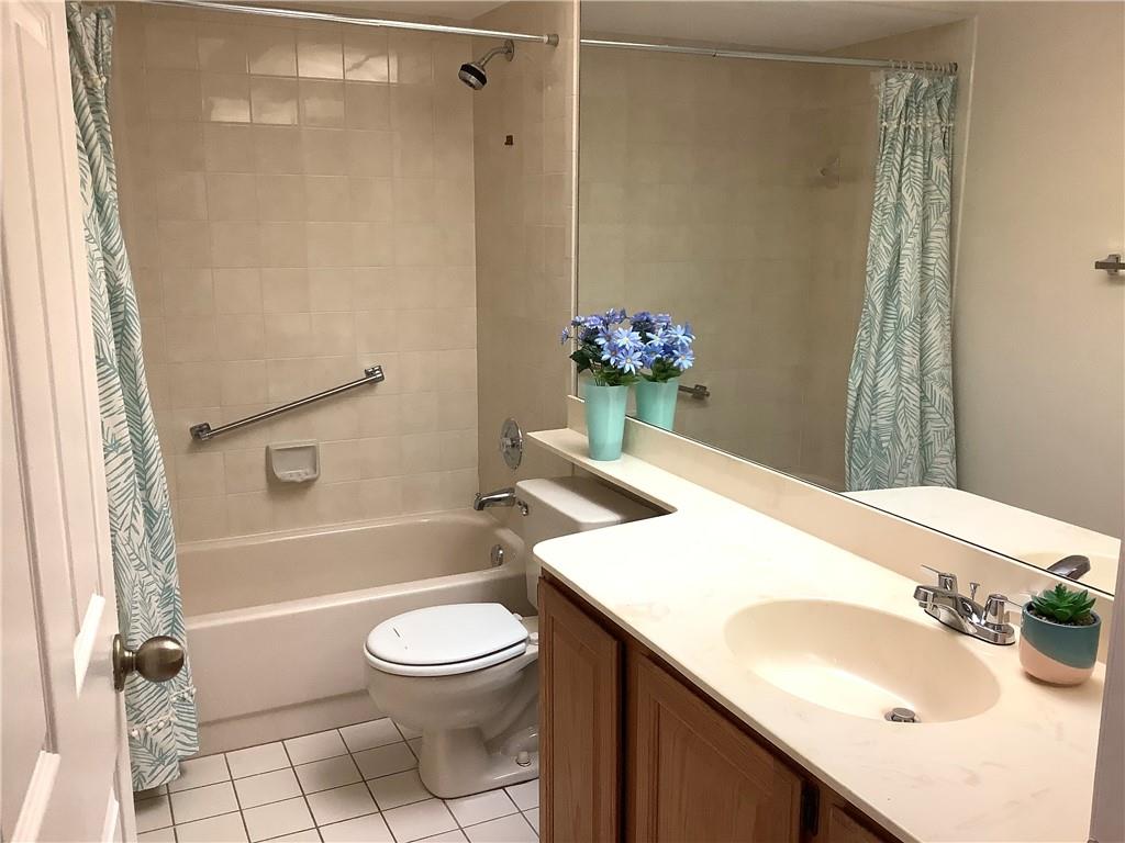 Pine Ridge At Delray Beac - Residential Lease