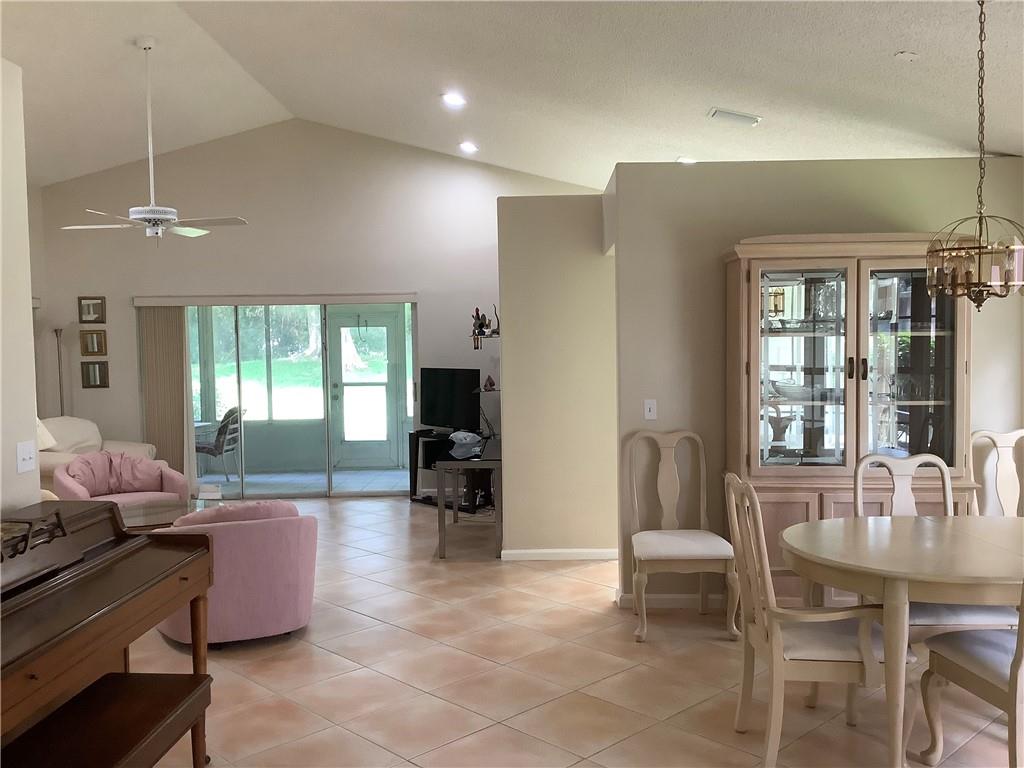 Pine Ridge At Delray Beac - Residential Lease