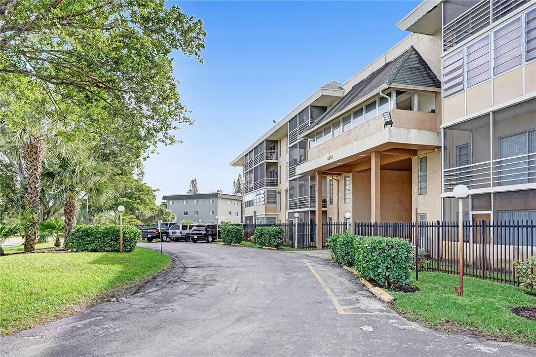 Town Square Association - Residential