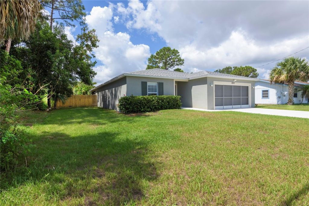 Photo of 2250 SE Tiffany Avenue, Port Saint Lucie, FL 34952 (MLS # F10442293)