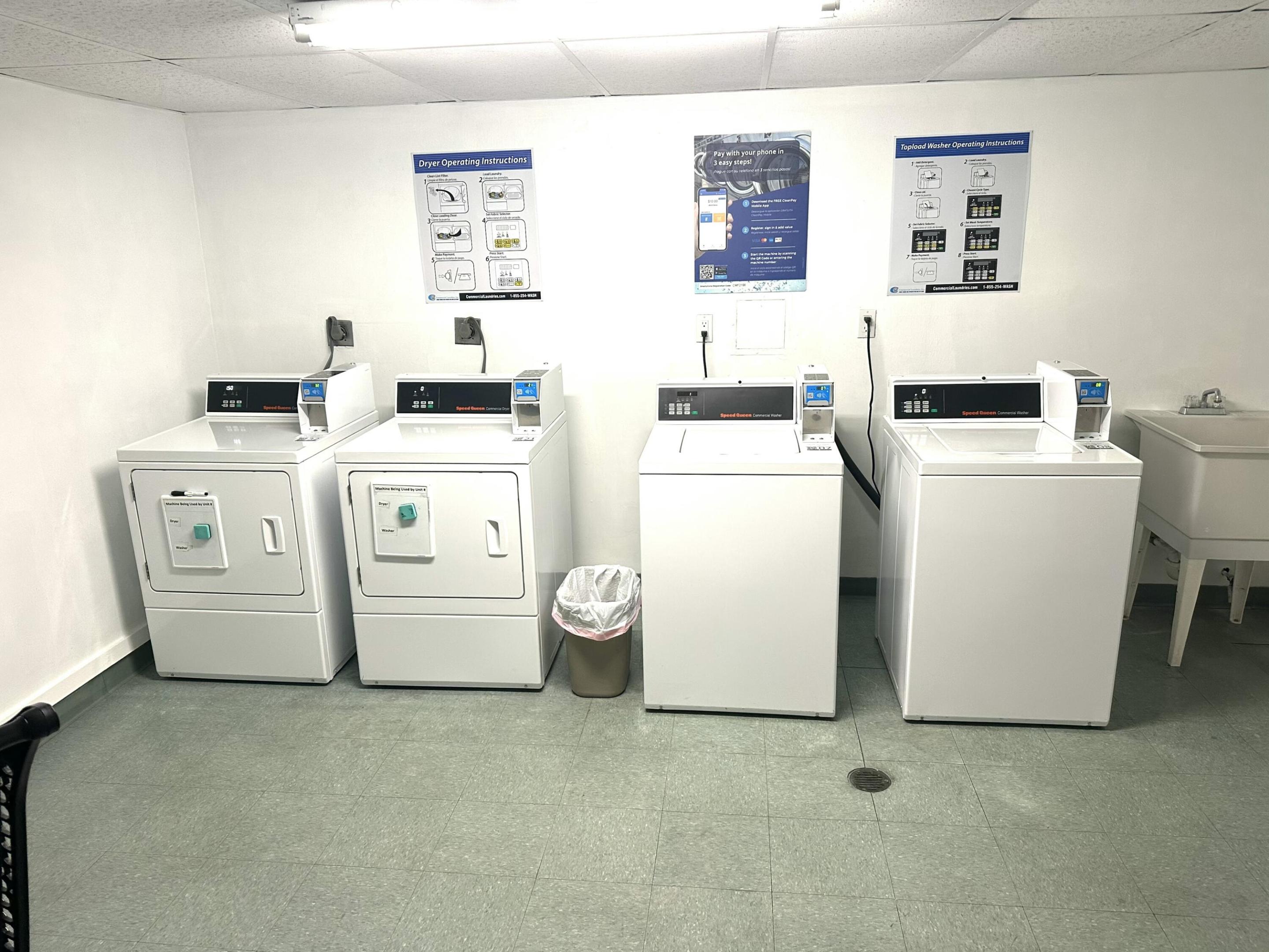 LE CHATEAU ROYAL COND - Residential