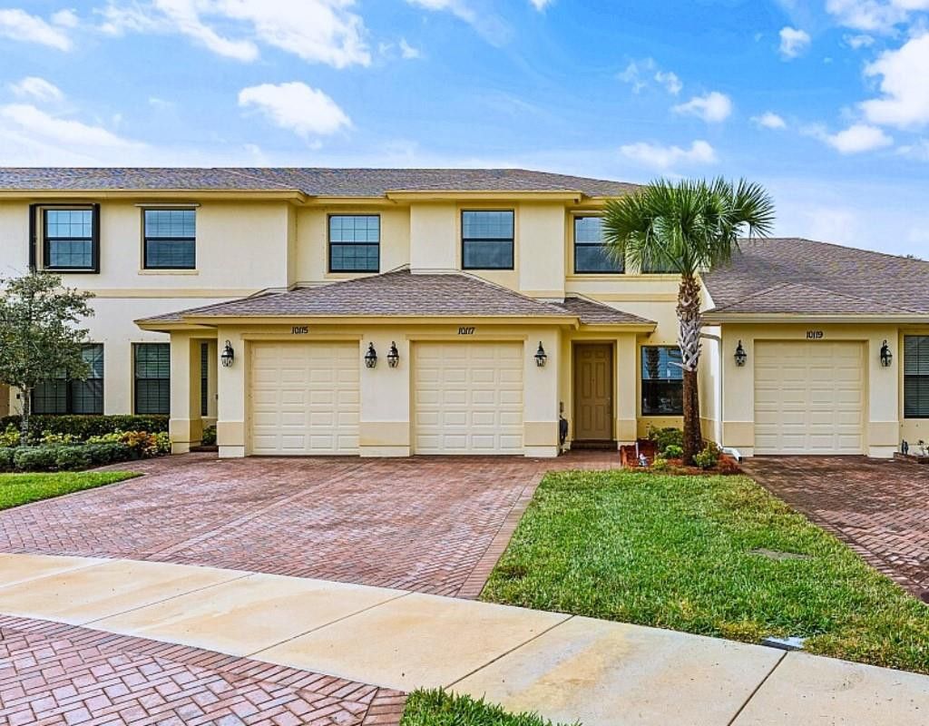 Photo of 10117 W Villa Circle #10117, Vero Beach, FL 32966 (MLS # F10549645)