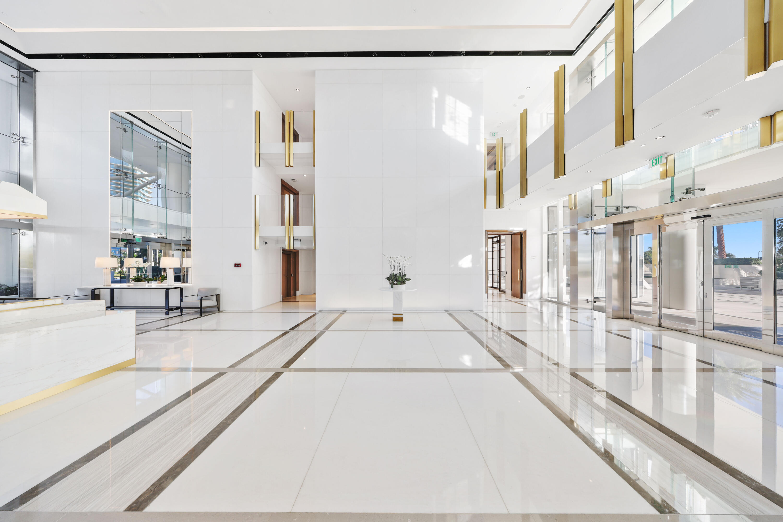 BRISTOL CONDO - Residential