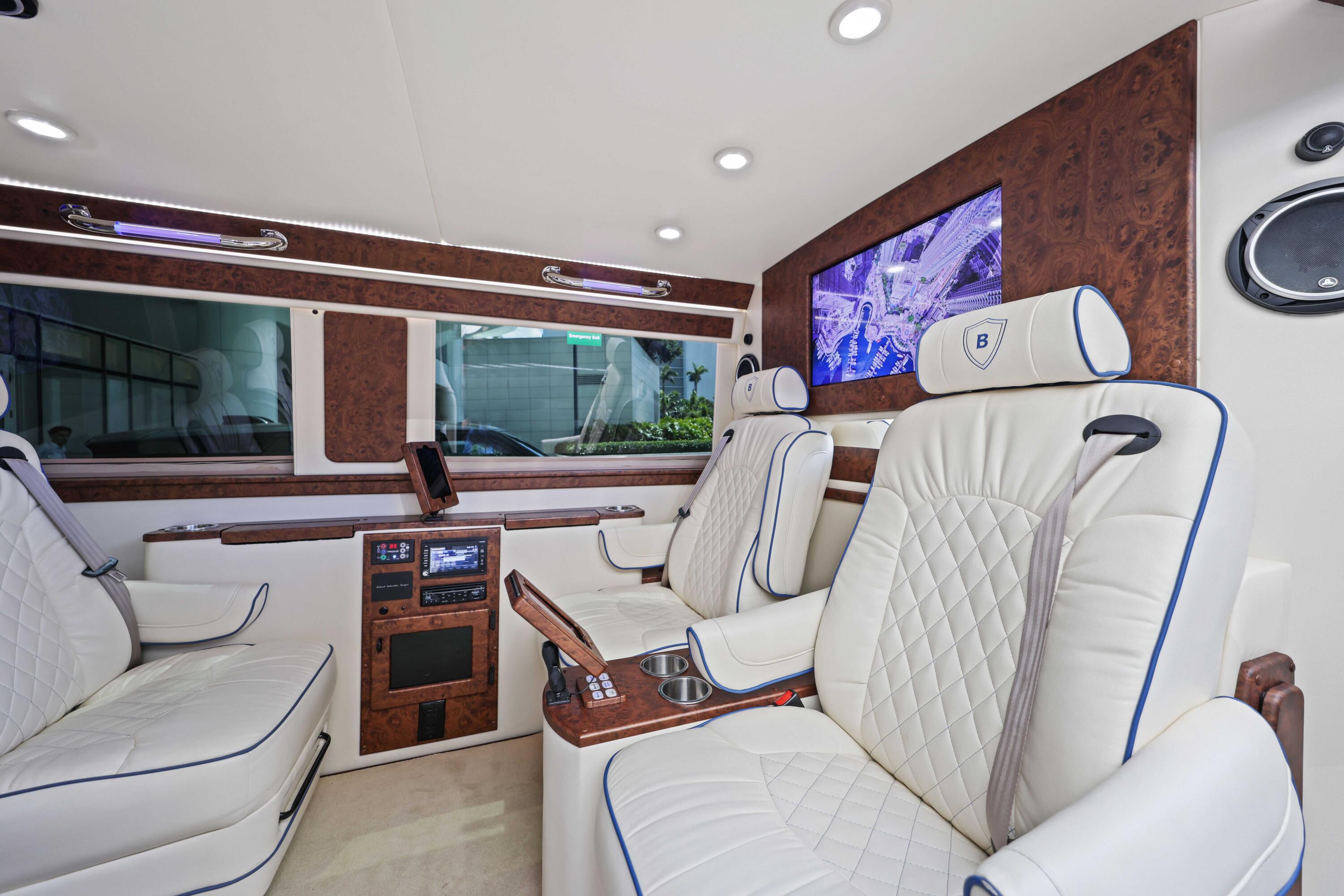 BRISTOL CONDO - Residential