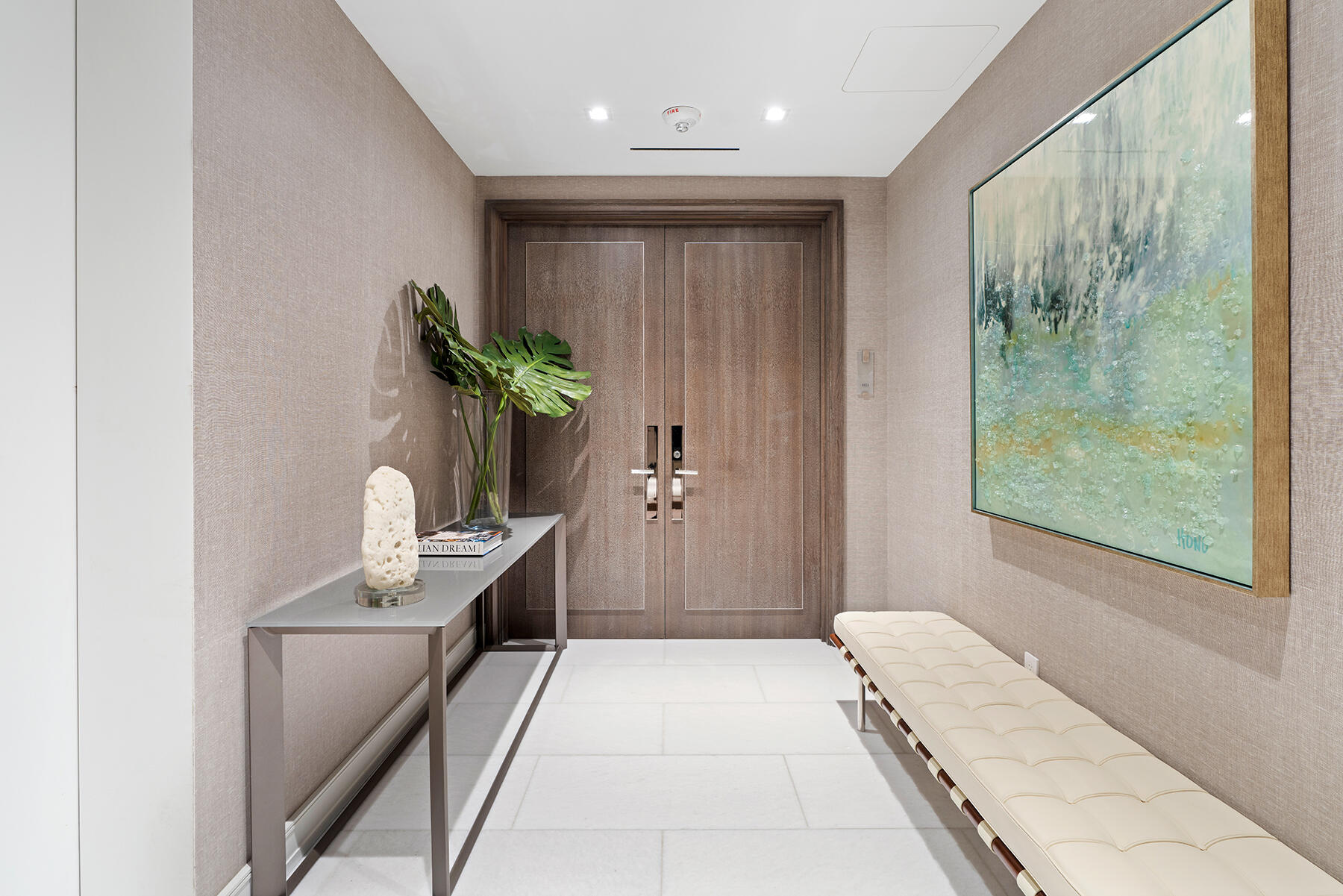 BRISTOL CONDO - Residential